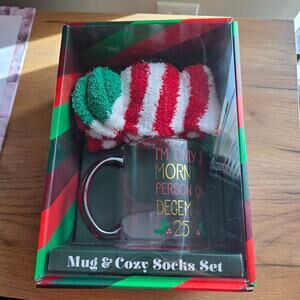 Holiday Gift Set Mug & Sock Set